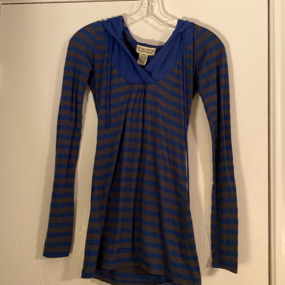 Size Large hoodie tee shirt blue and brown Next Era Couture
